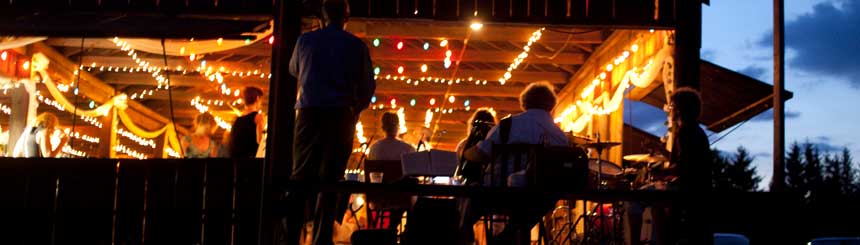 Isle of Klezbos performs for weddings and other celebrations